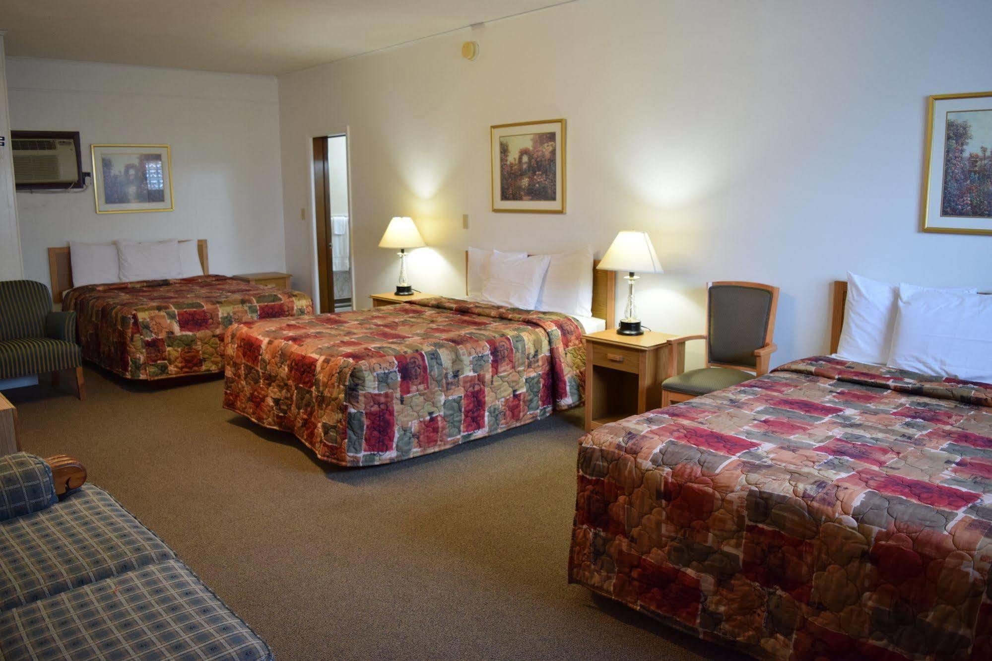 Taylorville Economy Inn المظهر الخارجي الصورة
